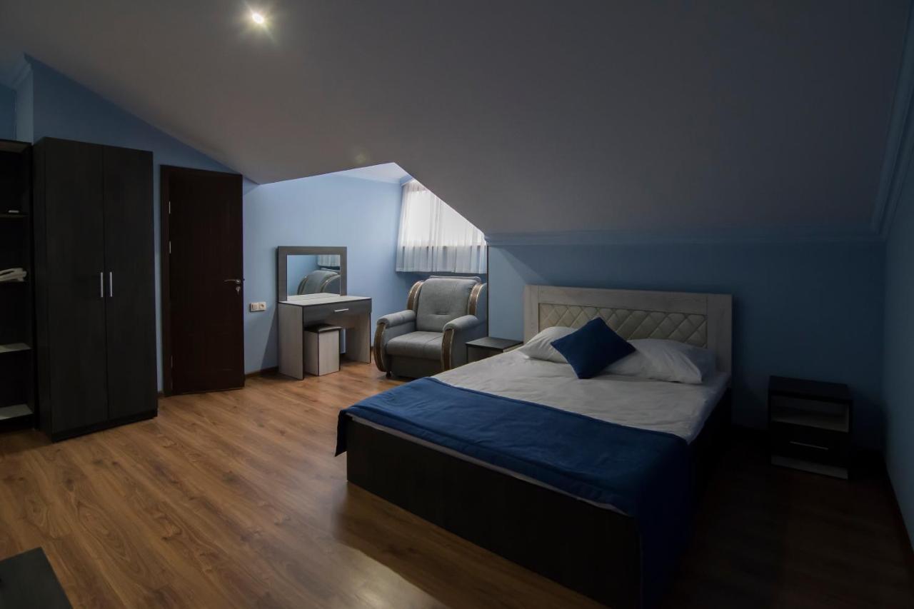 Afa Hotel & Guest House 耶烈万 外观 照片