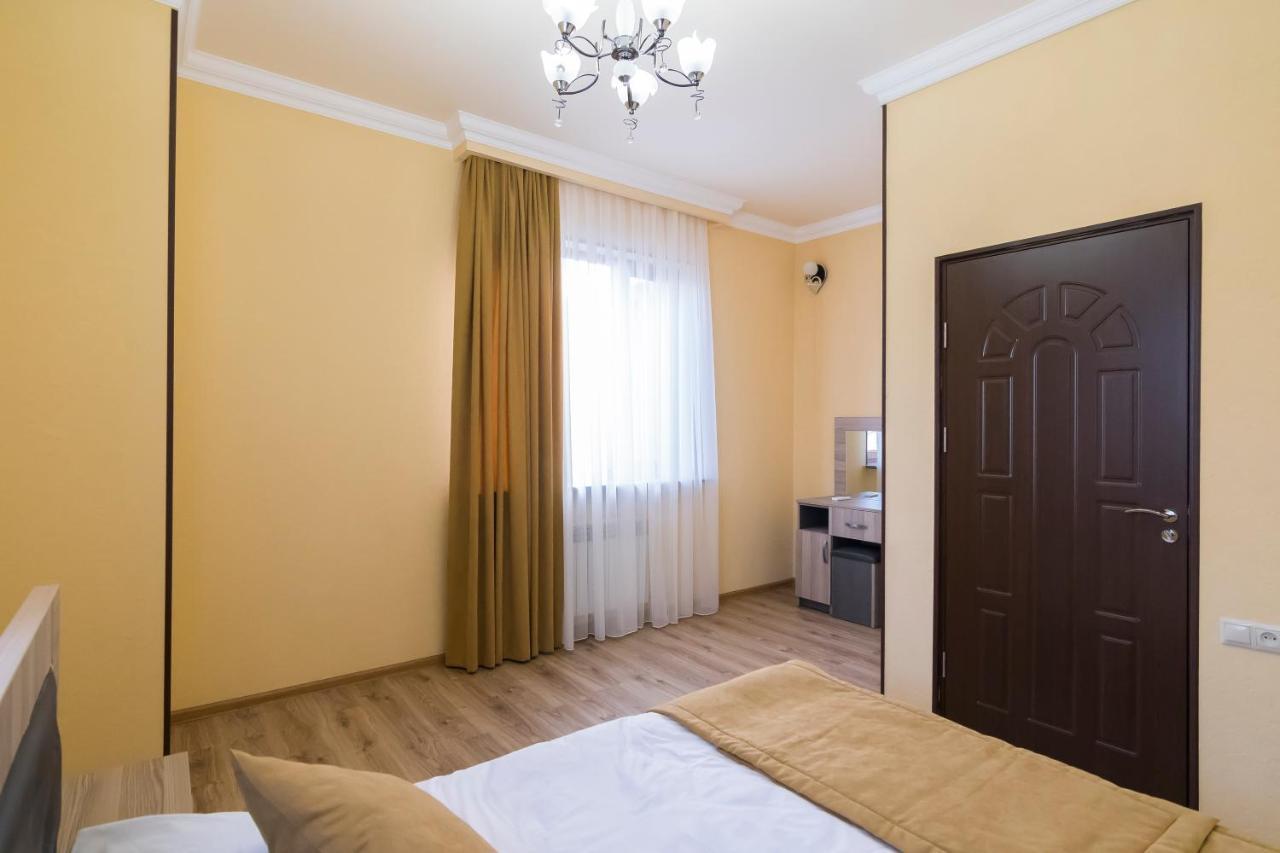Afa Hotel & Guest House 耶烈万 客房 照片